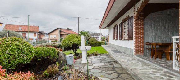 3 bedrooms Villa in Bruino, Italy No. 265435 9