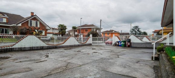 3 bedrooms Villa in Bruino, Italy No. 265435 12