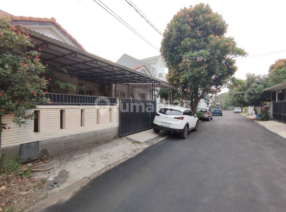 3 bedrooms House in Gambir, Indonesia No. 2458