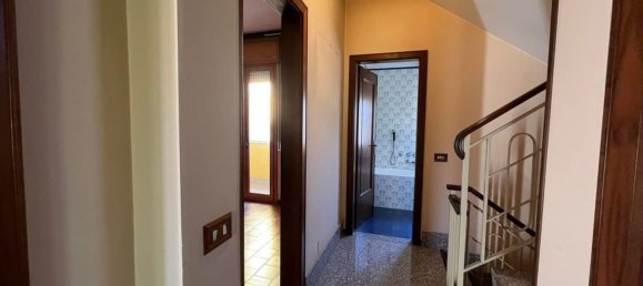 7 غرف نوم منزل في Modena, Italy رقم 327426 9