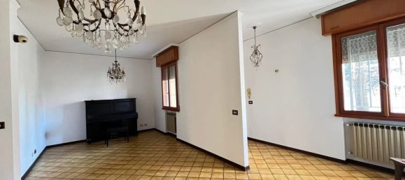 7 غرف نوم منزل في Modena, Italy رقم 327426 3