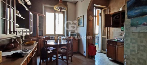 3 rooms Apartment in Rome, Italy No. 65740 10