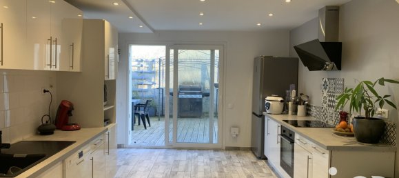 4 bedrooms House in Salins, France No. 123669 2