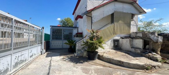 3 bedrooms Villa in Giugliano in Campania, Italy No. 373322 4