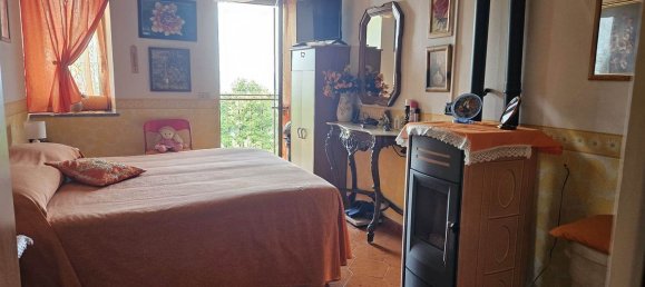 3 rooms House in Corio, Italy No. 56136 12