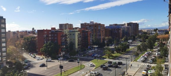 Квартира с 4 спальнями в Валенсия, Испания № 141832 2