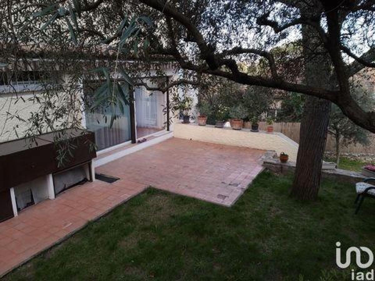 شقة 3 غرف نوم  في Nimes, France رقم 24815