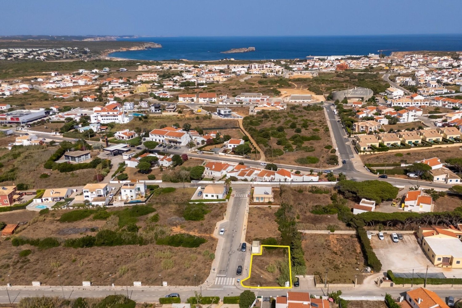 156m² Land in Vila do Bispo, Portugal No. 266867