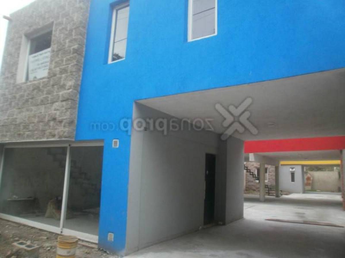 2 bedrooms House in Almirante Brown, Argentina No. 74431