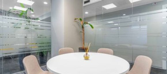 500m² Office in Agrate Brianza, Italy No. 80599 2