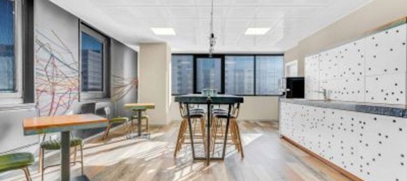 500m² Office in Agrate Brianza, Italy No. 80599 18