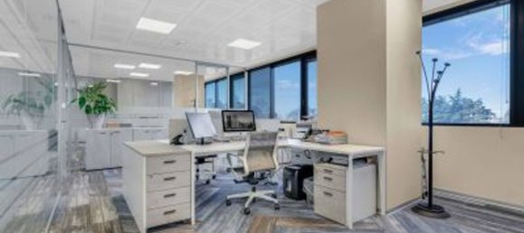 500m² Office in Agrate Brianza, Italy No. 80599 21