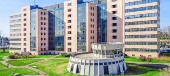 500m² Office in Agrate Brianza, Italy No. 80599 34