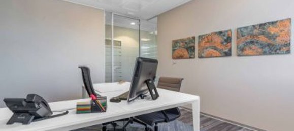 500m² Office in Agrate Brianza, Italy No. 80599 27