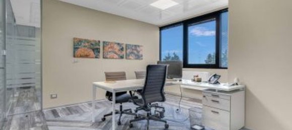 500m² Office in Agrate Brianza, Italy No. 80599 28