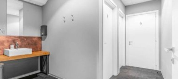 500m² Office in Agrate Brianza, Italy No. 80599 6