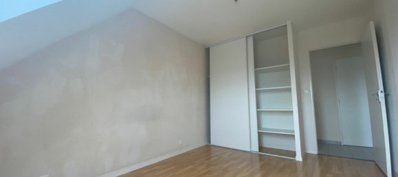 2 bedrooms Duplex in Cesson-Sevigne, France No. 194324 4