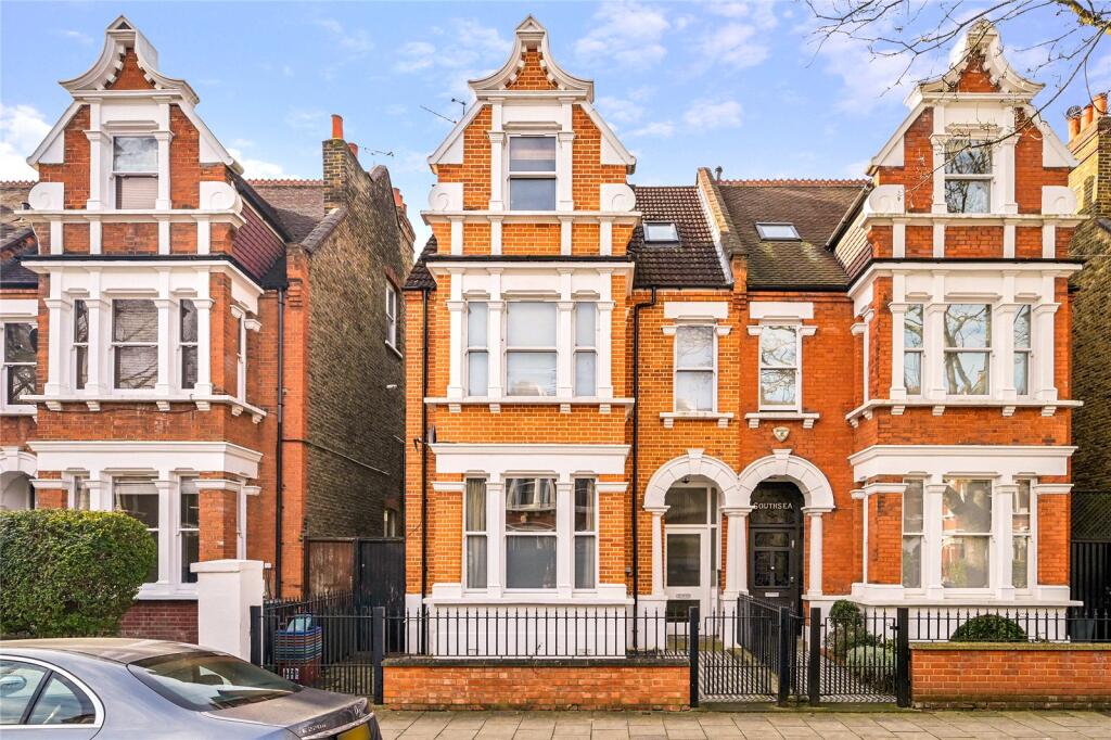 1 bedroom Apartment in London, United Kingdom No. 5285