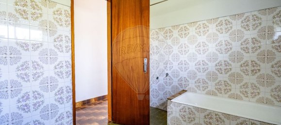 4 bedrooms House in Lousa, Portugal No. 181910 26