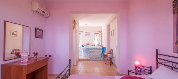 3 bedrooms Villa in Corfu, Greece No. 5564 16