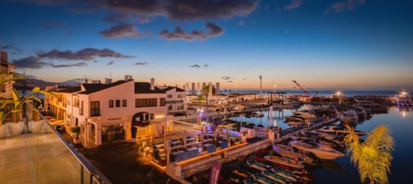 4 bedrooms Penthouse in Marbella, Spain No. 46452 23