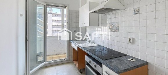 2 bedrooms Apartment in Marseille, France No. 341896 2