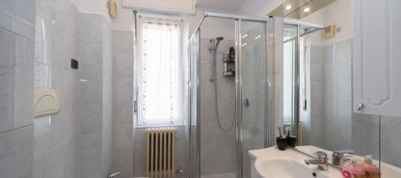 3 rooms Apartment in Vimercate, Italy No. 187123 15