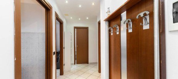 3 rooms Apartment in Vimercate, Italy No. 187123 19