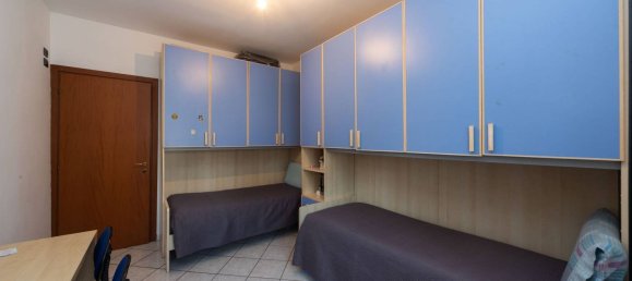 3 rooms Apartment in Vimercate, Italy No. 187123 14