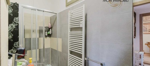 6 bedrooms Apartment in Milan, Italy No. 373158 8