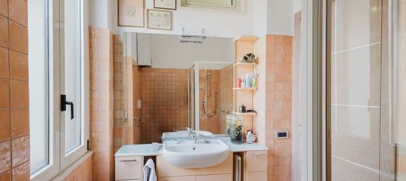 6 bedrooms Apartment in Milan, Italy No. 373158 9