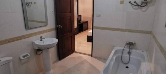 3 bedrooms Cafe / restaurant in Pattaya, Thailand No. 1233 8