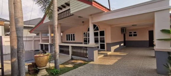 3 bedrooms Cafe / restaurant in Pattaya, Thailand No. 1233 5