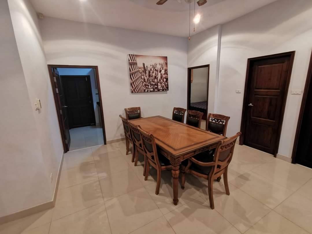 3 bedrooms Cafe / restaurant in Pattaya, Thailand No. 1233