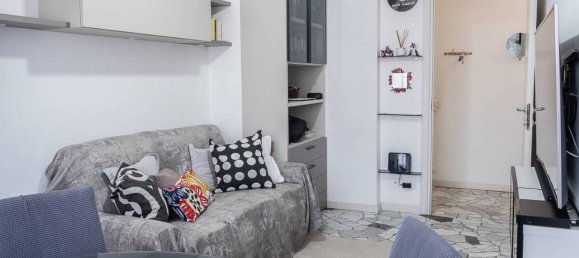 2 rooms Apartment in San Donato Milanese, Italy No. 36866 4