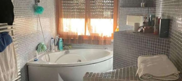 Apartamento T3 em Novara, Italy N.º 359398 9