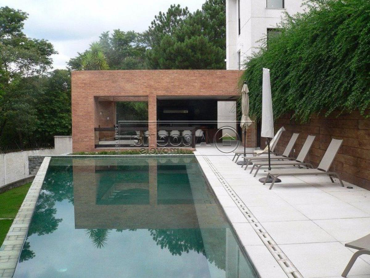 Дом с 4 спальнями в Сан-Паулу, Бразилия № 585106