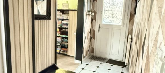 4 chambres Maison de ville à Longueau, France No. 40099 8