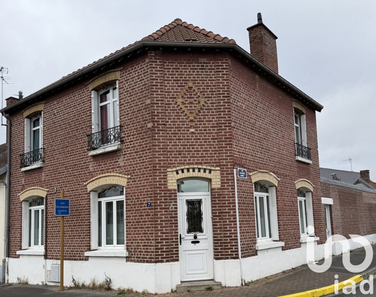 4 chambres Maison de ville à Longueau, France No. 40099