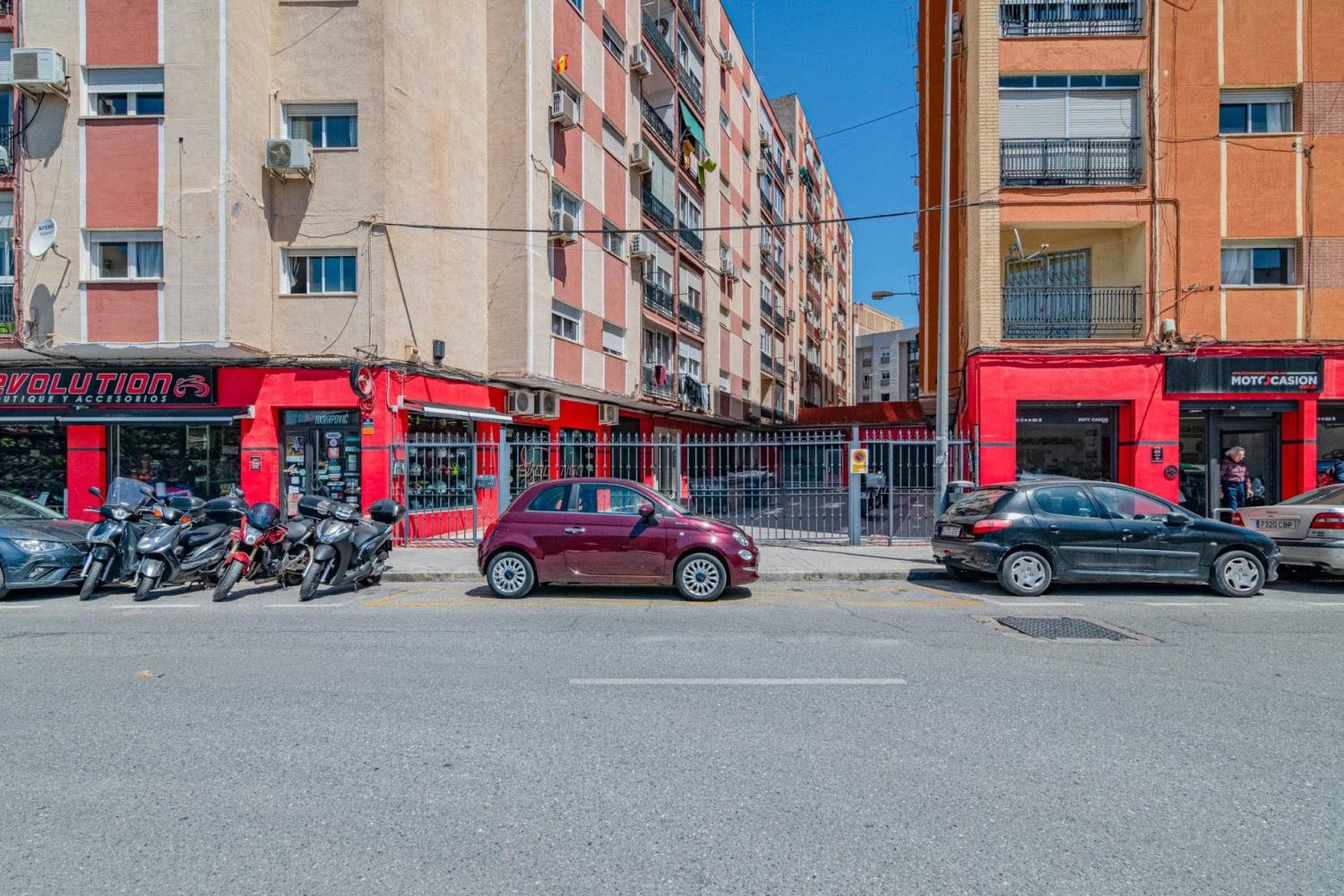 2 bedrooms Apartment in Granada, Spain No. 171608