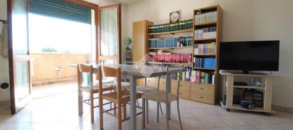 2 bedrooms Apartment in Mantua, Italy No. 370538 2