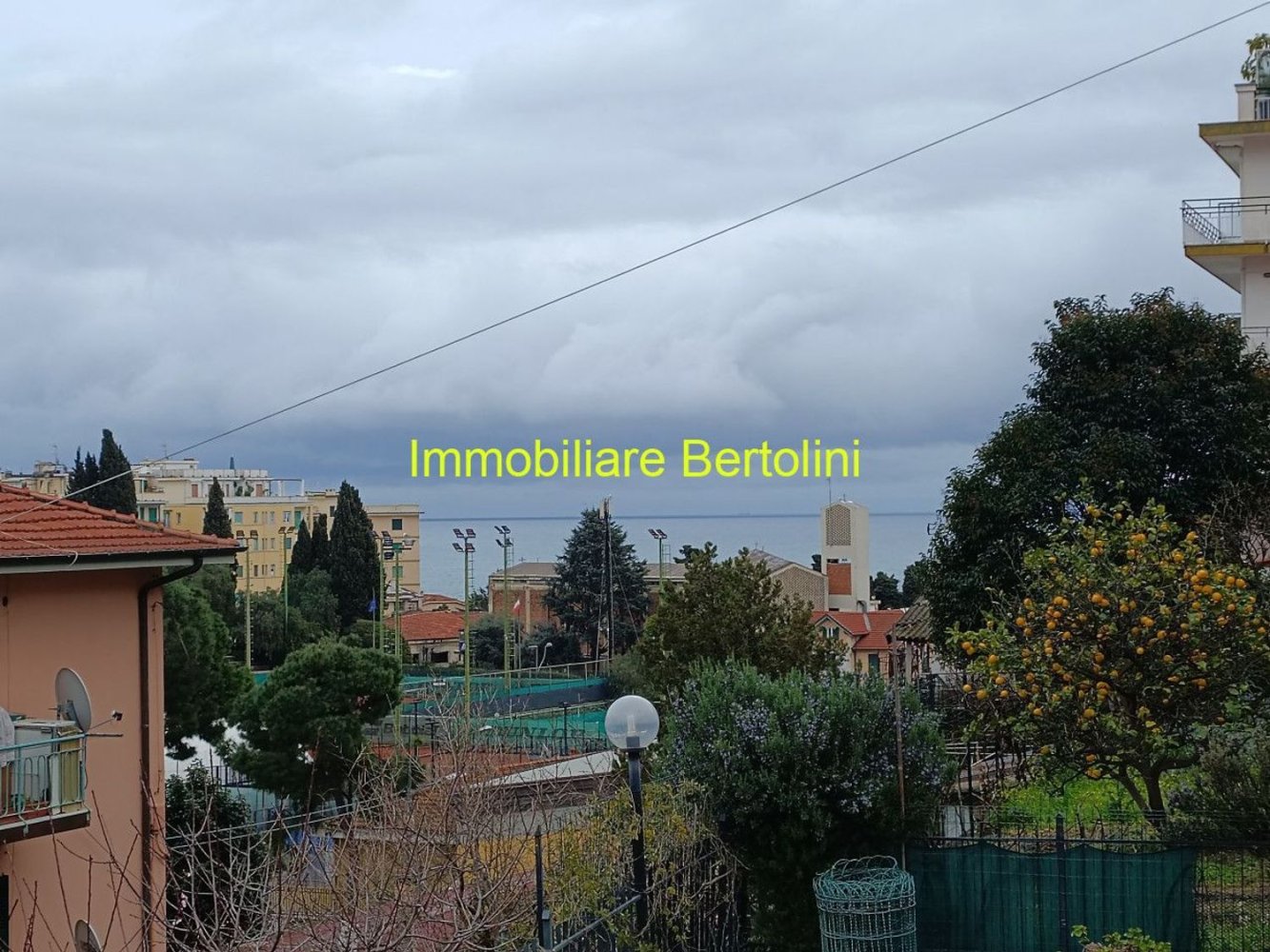 3 rooms Apartment in Sanremo, Italy No. 274783