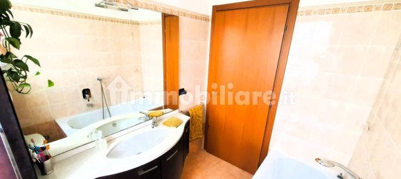 Apartamento de 2 dormitorios en Busto Arsizio, Italy No. 291571 27