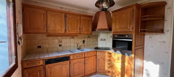 2 bedrooms House in Beauchamp, France No. 172461 5