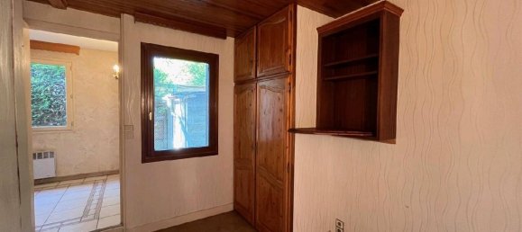 2 bedrooms House in Beauchamp, France No. 172461 6