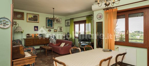 4 bedrooms Apartment in Rome, Italy No. 272667 4