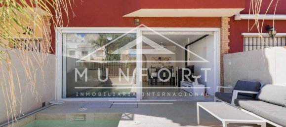 Таунхаус с 3 спальнями в Аликанте, Испания № 190797 2