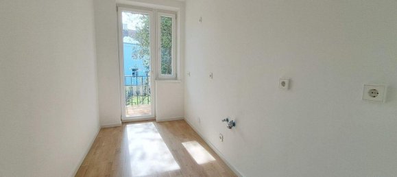 3 rooms Apartment in Wahring, Austria No. 128769 2