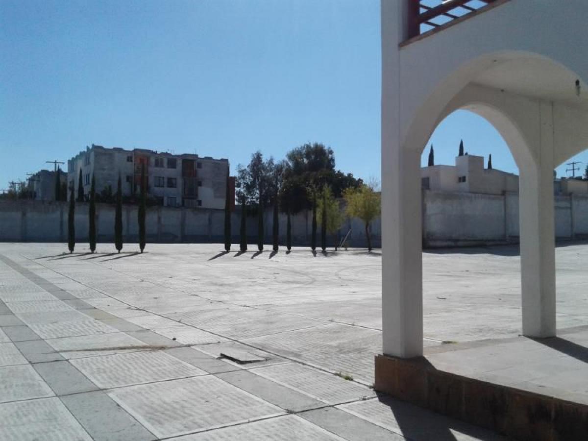 Здание в Керетаро, Мексика № 202064