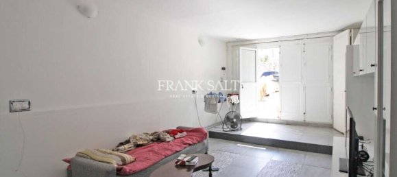 2 bedrooms House in Qormi, Malta No. 1822 4